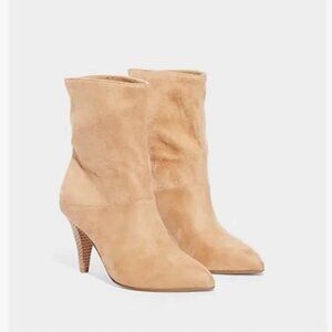 Express Women’s Slouched Heeled Ankle Boots (Color: Nude)(Size: 8) EUC